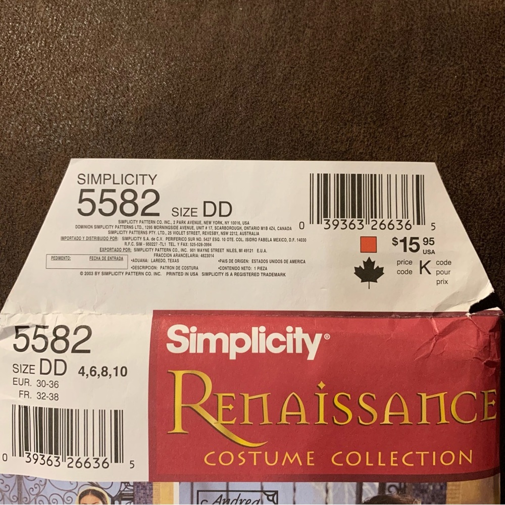 Simplicity 5582 - Renaissance Costume Pattern - Unused - Picture 2 of 4